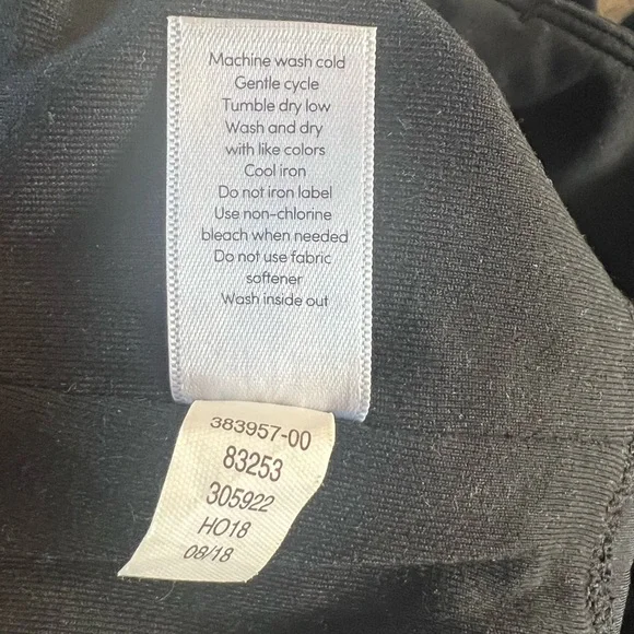 Athleta Women’s Velvet Tight - Picture 7 of 10